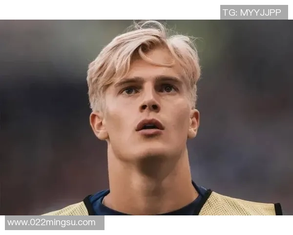 足球球星脸型分析:从面部特征看运动员个性与魅力 足球球星脸型分析:从面部特征看运动员个性与魅力