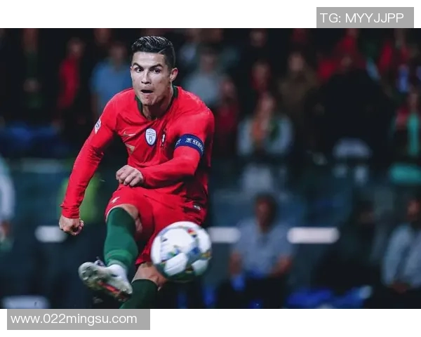 12年成名的足球巨星如何凭借不懈努力和天赋征服世界足球舞台 12年成名的足球巨星如何凭借不懈努力和天赋征服世界足球舞台